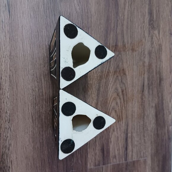 4" Vtg Harris Potteries Chicago Black Gold MCM Modernist Candle Holders Triangle - Picture 4 of 4